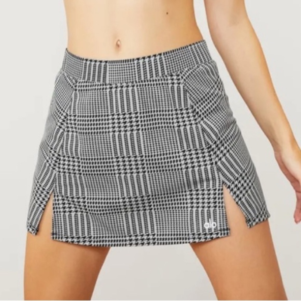 ALO Yoga Monochrome Checkered Skirt